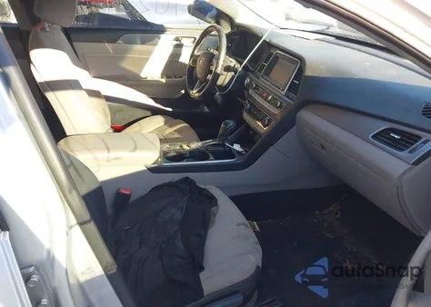 2018 Hyundai Sonata Sel z USA, uszkodzony, nr VIN 5NPE34AF0JH651284